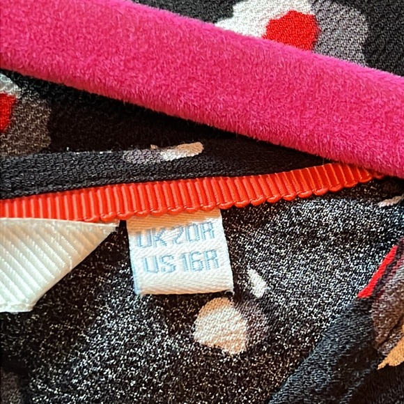 Boden Aurelia Dress - Picture 5 of 5